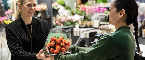 Klikk og hent blomster i butikk