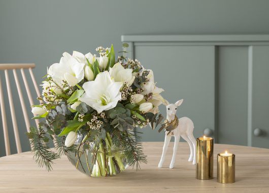 hvit amaryllisbukett er lekkert til jul hvit amaryllisbukett er lekkert til jul