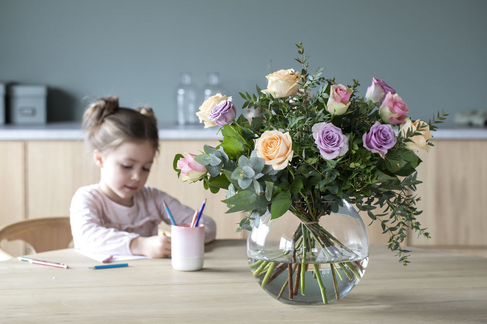 mamma blir garantert glad for en vakker rosebukett mamma blir garantert glad for en vakker rosebukett