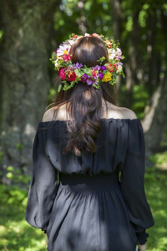 frisk og sommerlig blomsterkrans
