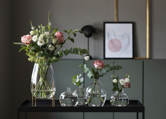 Balance glassvase på stett og Bubble glassvaser Balance glassvase på stett og Bubble glassvaser