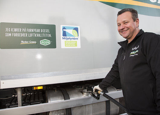 Alle Mester Grønn sine lastebilder kjører på fornybar biodiesel.