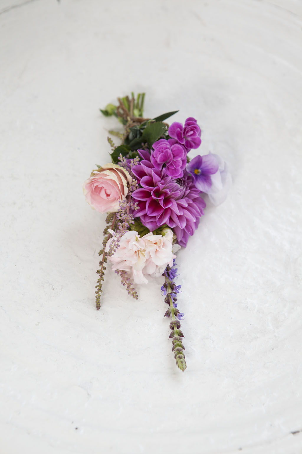 legg 7 slag blomster under hodeputen natt til sankthansaften legg 7 slag blomster under hodeputen natt til sankthansaften