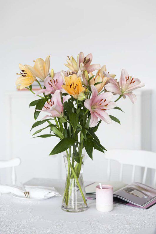 liljer_bukett_rosa og fersken liljer_bukett_rosa og fersken