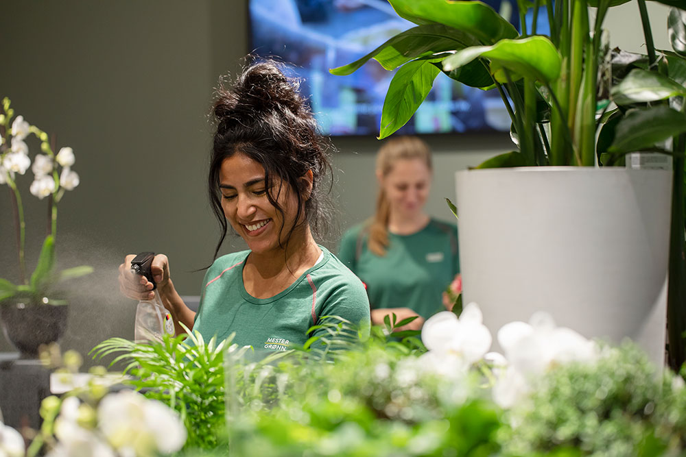 Ansatt i blomsterbutikk