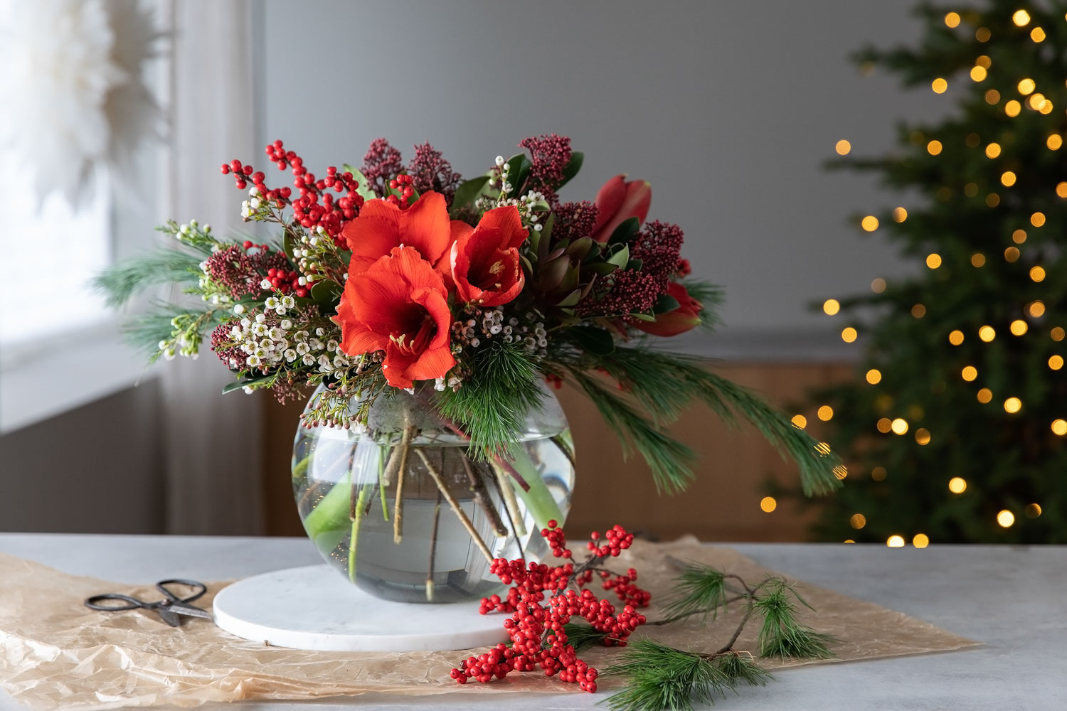 Rød julebukett med amaryllis