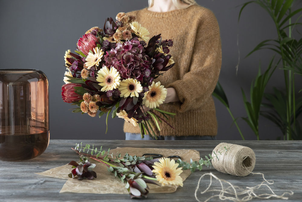 Blomsterbukett med blomster til 3 for 2
