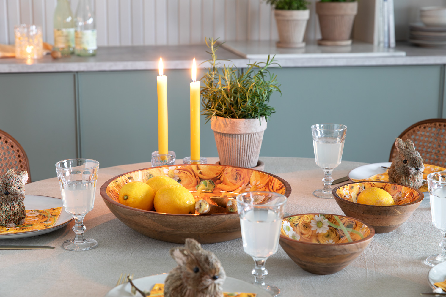 Pynte bordet til p&aring;ske